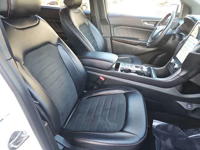 used 2022 Ford Edge car, priced at $26,000