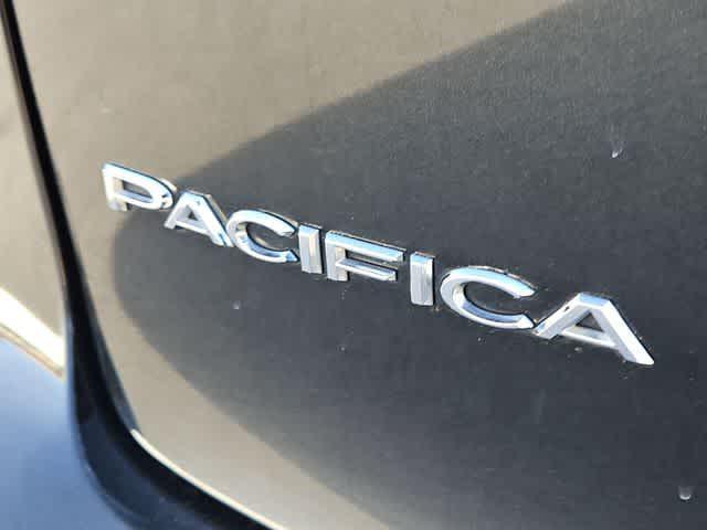 used 2022 Chrysler Pacifica car, priced at $21,000