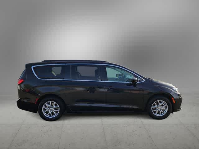 used 2022 Chrysler Pacifica car, priced at $21,000