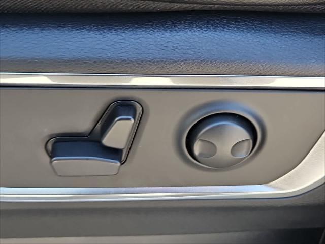 new 2025 Ram 1500 car, priced at $60,866