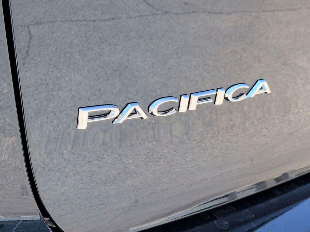 new 2025 Chrysler Pacifica car, priced at $43,787
