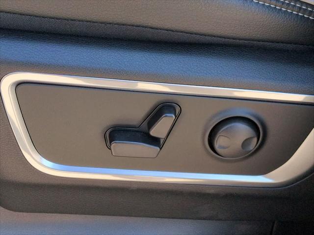 new 2025 Ram 1500 car, priced at $59,999