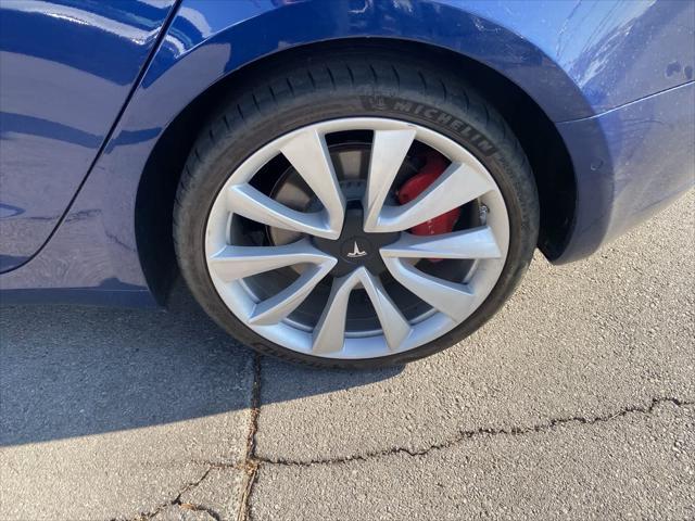 used 2019 Tesla Model 3 car, priced at $26,000