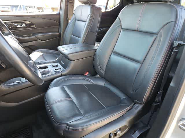 used 2022 Chevrolet Traverse car, priced at $32,500