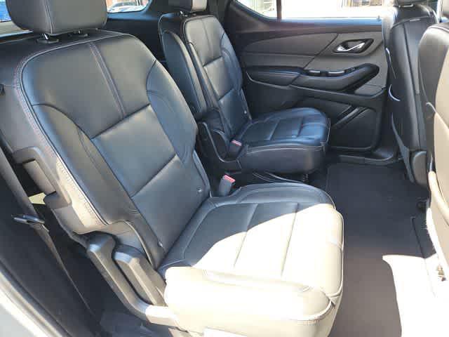 used 2022 Chevrolet Traverse car, priced at $32,500