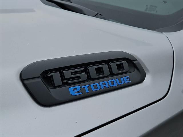 new 2025 Ram 1500 car, priced at $43,984