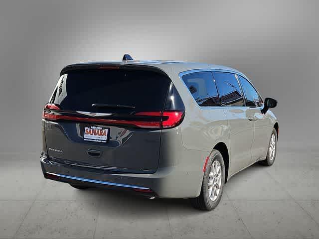 new 2025 Chrysler Pacifica car, priced at $43,035