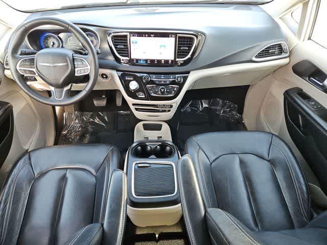 used 2022 Chrysler Pacifica car, priced at $20,000