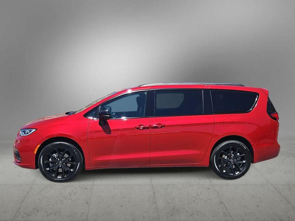 new 2025 Chrysler Pacifica car, priced at $49,927