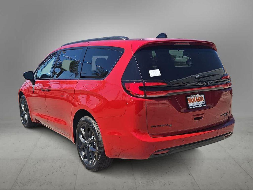 new 2025 Chrysler Pacifica car, priced at $49,927