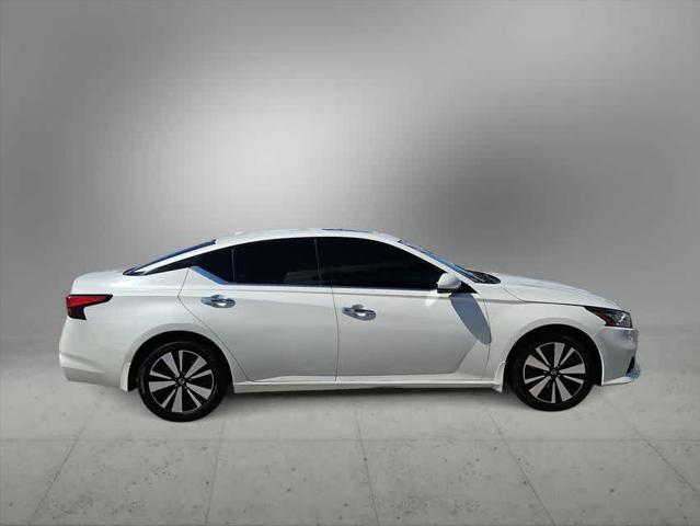 used 2020 Nissan Altima car, priced at $17,000