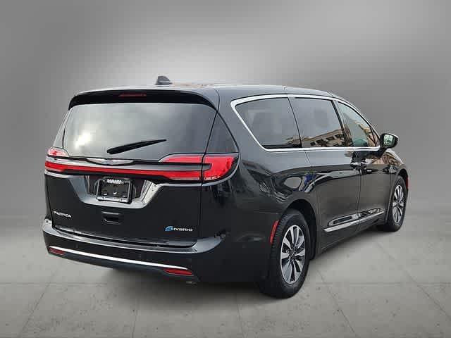 used 2022 Chrysler Pacifica Hybrid car, priced at $26,000