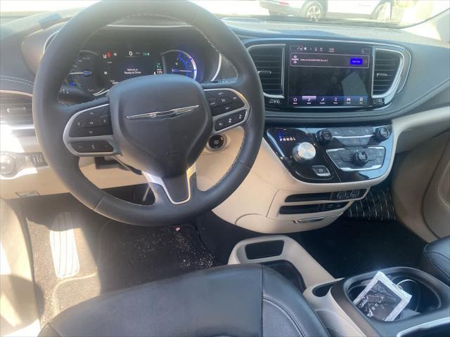 used 2022 Chrysler Pacifica Hybrid car, priced at $30,000