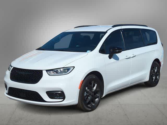new 2024 Chrysler Pacifica car, priced at $44,340