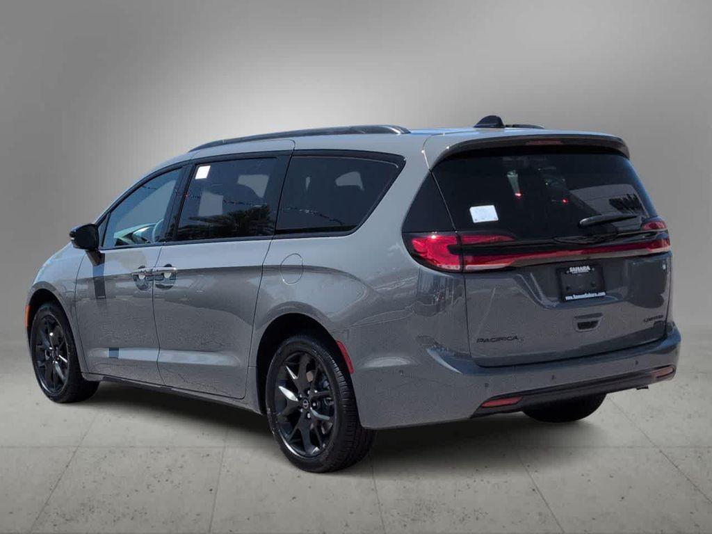 new 2025 Chrysler Pacifica car, priced at $53,086