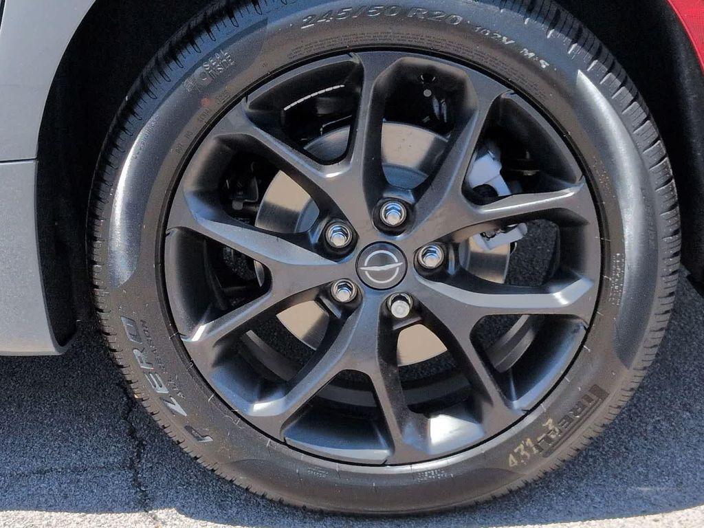 new 2025 Chrysler Pacifica car, priced at $53,086