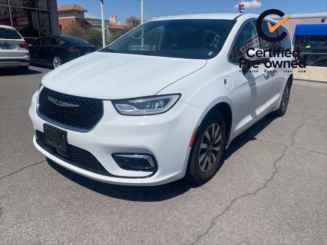 used 2023 Chrysler Pacifica Hybrid car, priced at $25,000