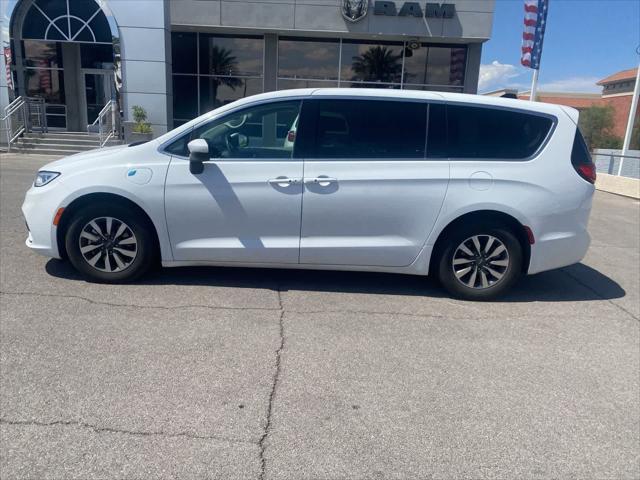 used 2023 Chrysler Pacifica Hybrid car, priced at $25,000