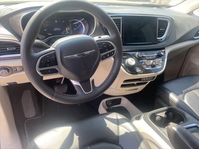 used 2023 Chrysler Pacifica Hybrid car, priced at $25,000