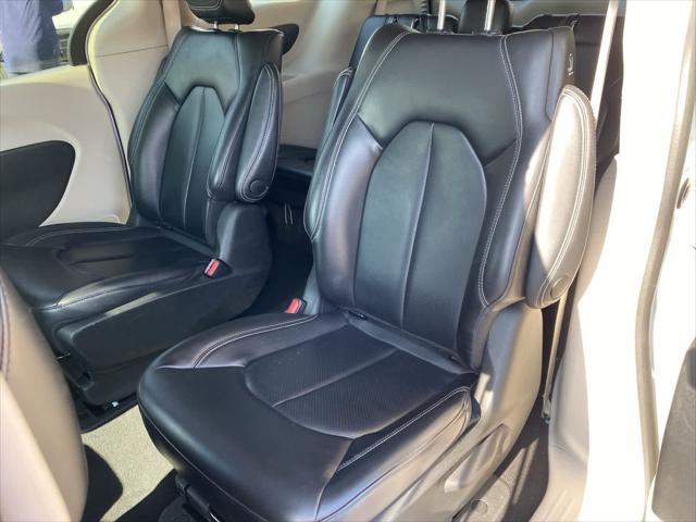 used 2023 Chrysler Pacifica Hybrid car, priced at $25,000