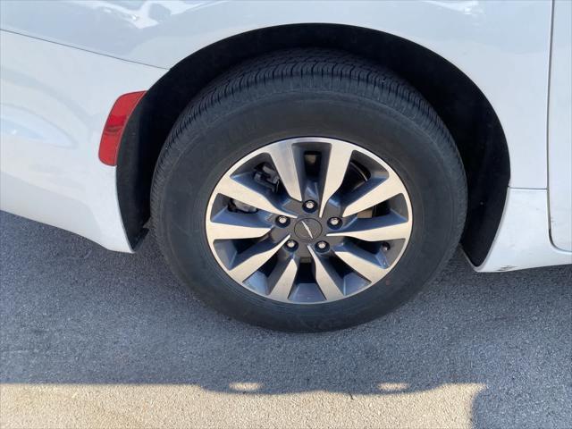 used 2023 Chrysler Pacifica Hybrid car, priced at $25,000