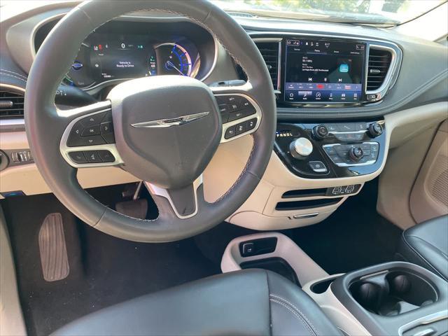 used 2023 Chrysler Pacifica Hybrid car, priced at $25,000