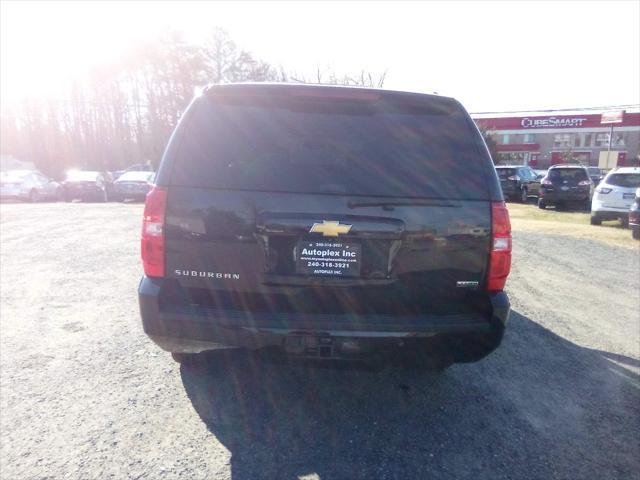 used 2012 Chevrolet Suburban car, priced at $15,696