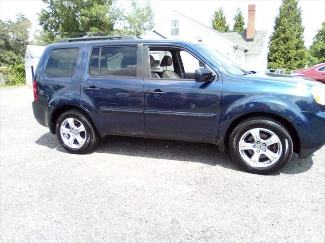 used 2013 Honda Pilot car, priced at $7,996