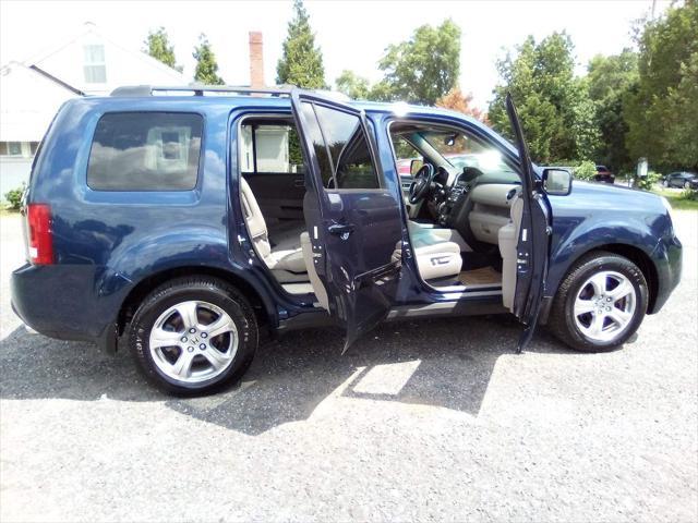 used 2013 Honda Pilot car, priced at $7,996