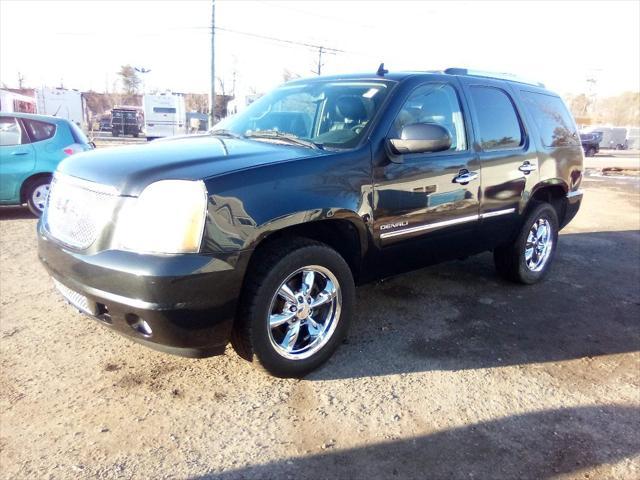 used 2011 GMC Yukon car, priced at $13,600