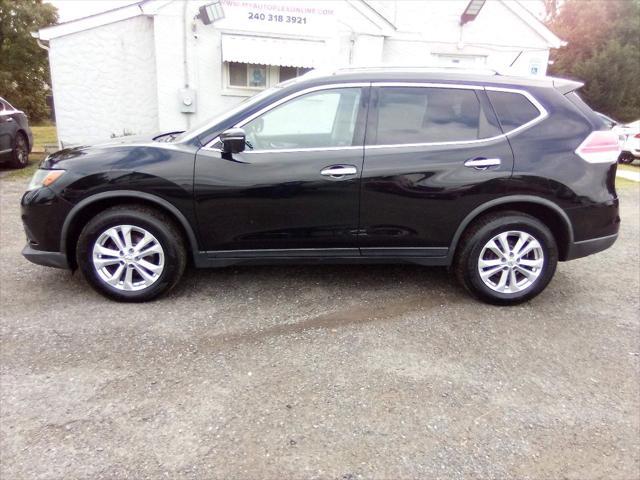 used 2015 Nissan Rogue car, priced at $10,996