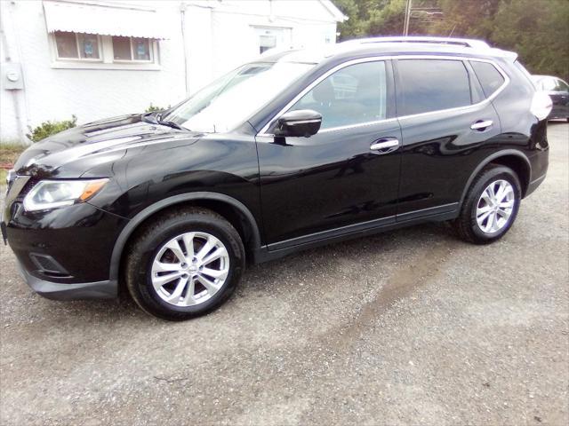 used 2015 Nissan Rogue car, priced at $10,996