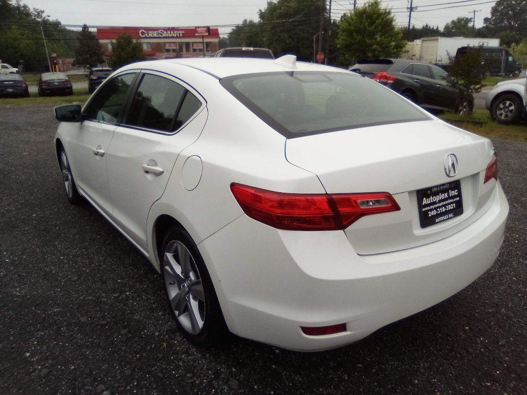 used 2014 Acura ILX car, priced at $13,396