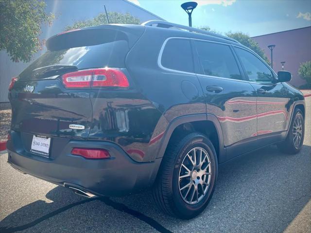 used 2018 Jeep Cherokee car, priced at $11,998