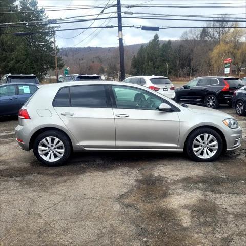 used 2018 Volkswagen Golf car, priced at $15,500