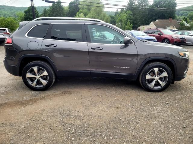 used 2019 Jeep Cherokee car, priced at $17,500