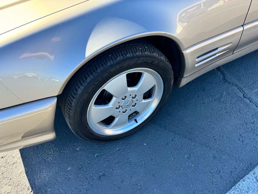 used 2000 Mercedes-Benz SL-Class car, priced at $10,750