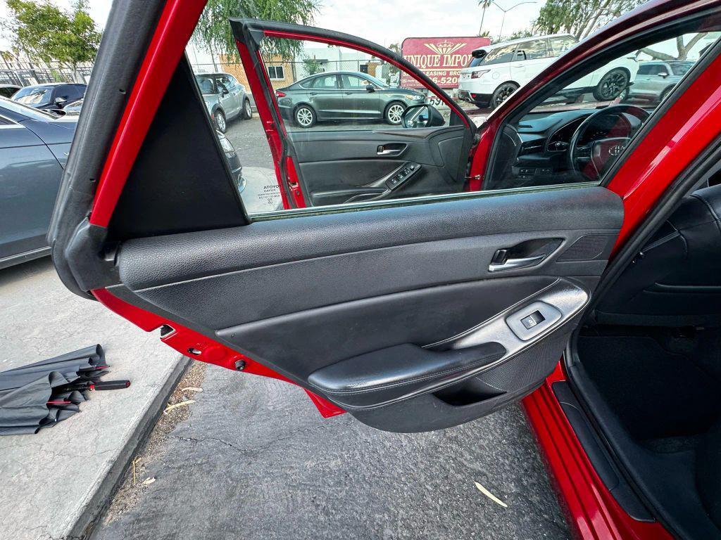 used 2021 Toyota Avalon car, priced at $24,550