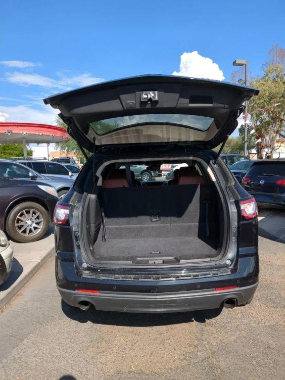 used 2015 Chevrolet Traverse car, priced at $9,490