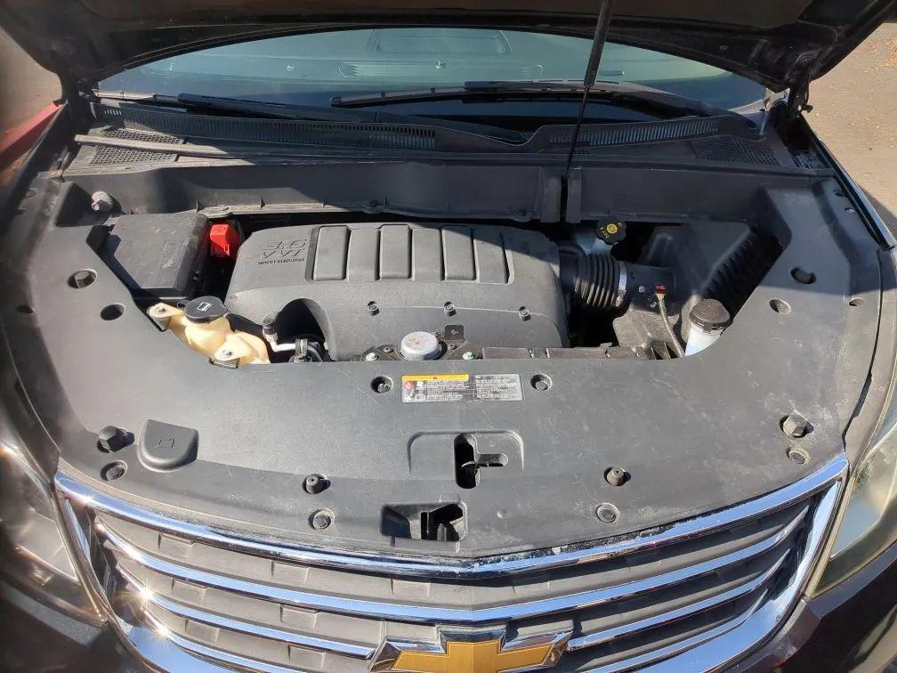 used 2015 Chevrolet Traverse car, priced at $9,490