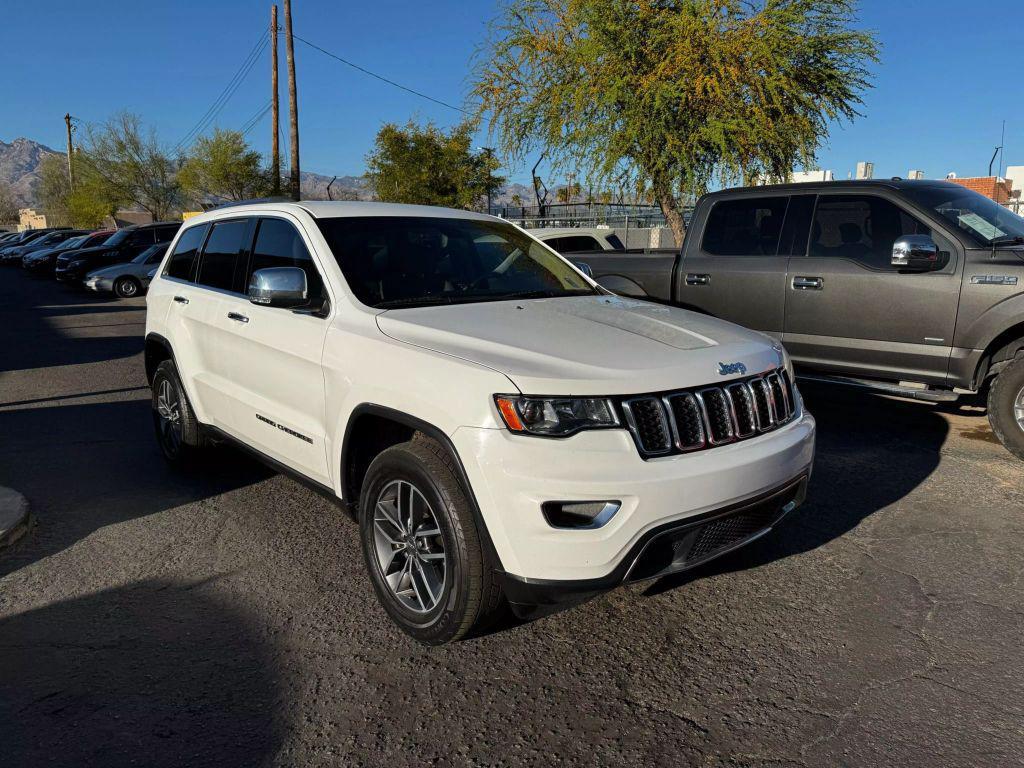 used 2017 Jeep Grand Cherokee car, priced at $15,500