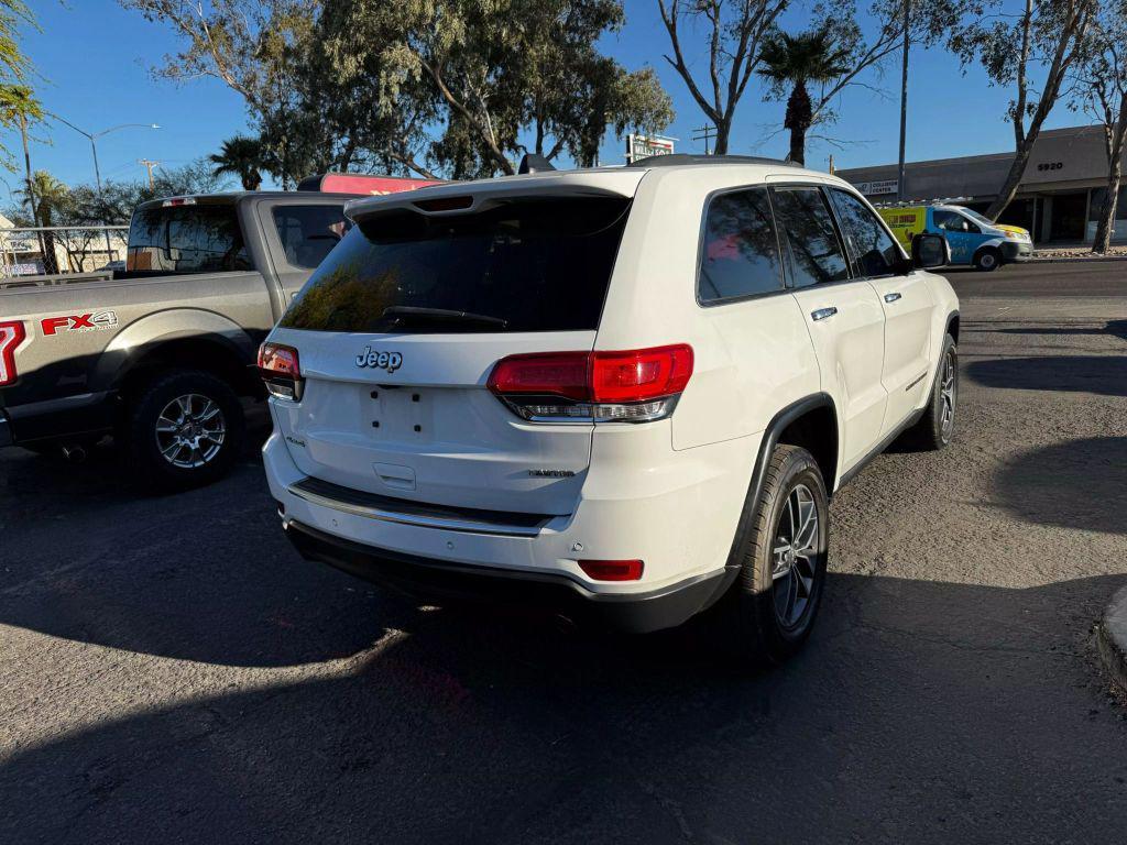used 2017 Jeep Grand Cherokee car, priced at $15,500