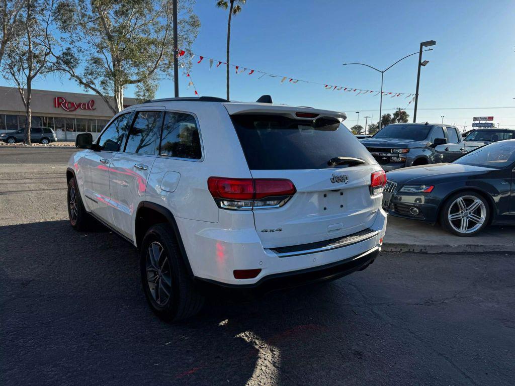 used 2017 Jeep Grand Cherokee car, priced at $15,500