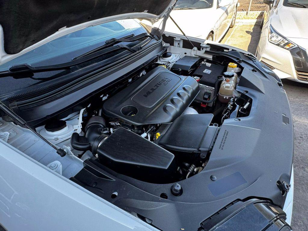 used 2019 Jeep Cherokee car, priced at $9,999