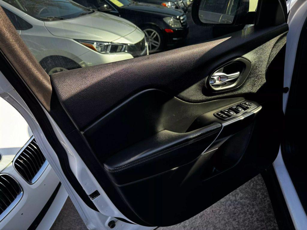 used 2019 Jeep Cherokee car, priced at $9,999