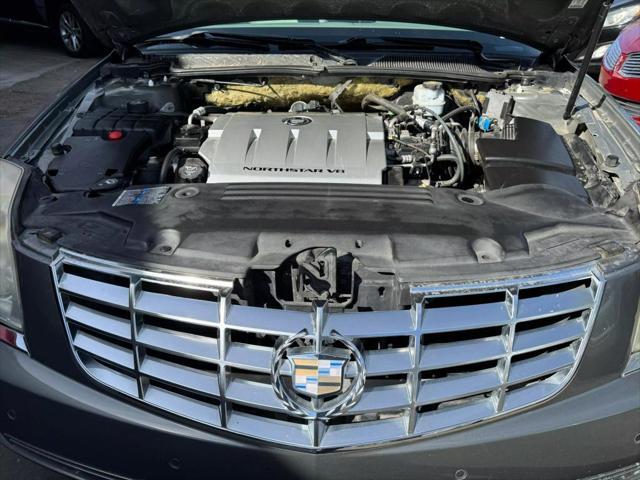 used 2007 Cadillac DTS car, priced at $6,490