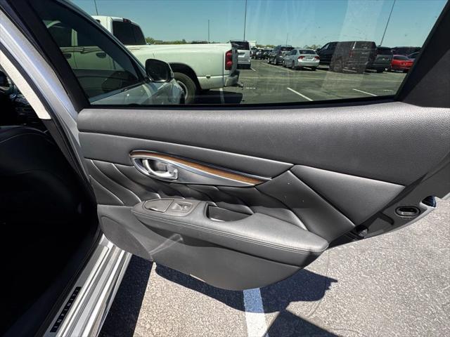 used 2016 INFINITI Q70L car, priced at $15,550