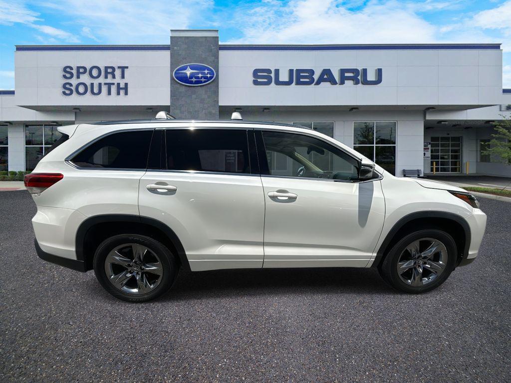 used 2019 Toyota Highlander car, priced at $28,346