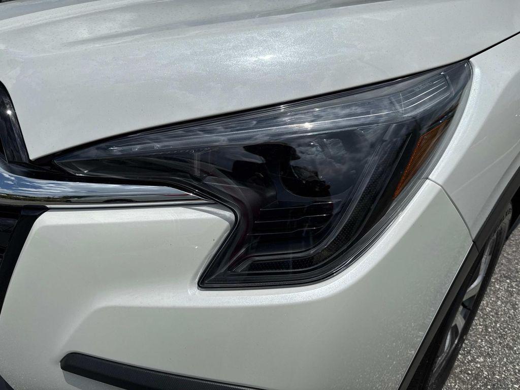 new 2025 Subaru Ascent car, priced at $39,318