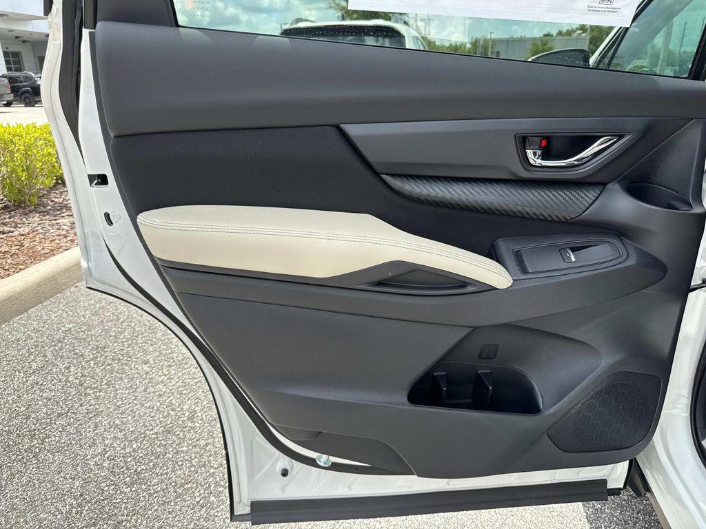new 2025 Subaru Ascent car, priced at $39,318